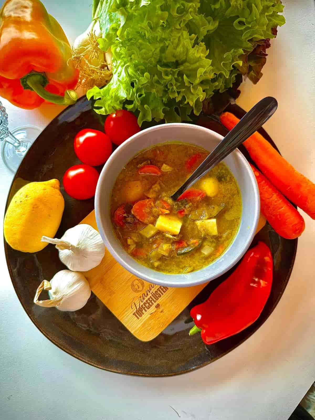 Kartoffel - Gemüse - Suppe